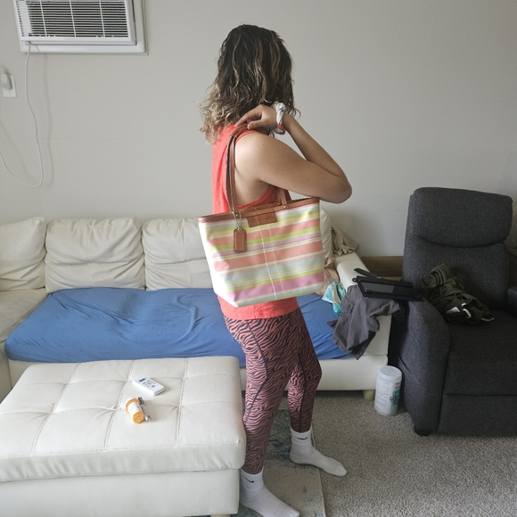 Coach• Hampton Pastel Reverseable Tote with British Tan Leather - Picture 2 of 13